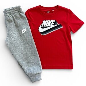 Nike Boys 2-Piece Outfit Size 4T Red Logo T-Shirt & Gray Jogger Pants NWT